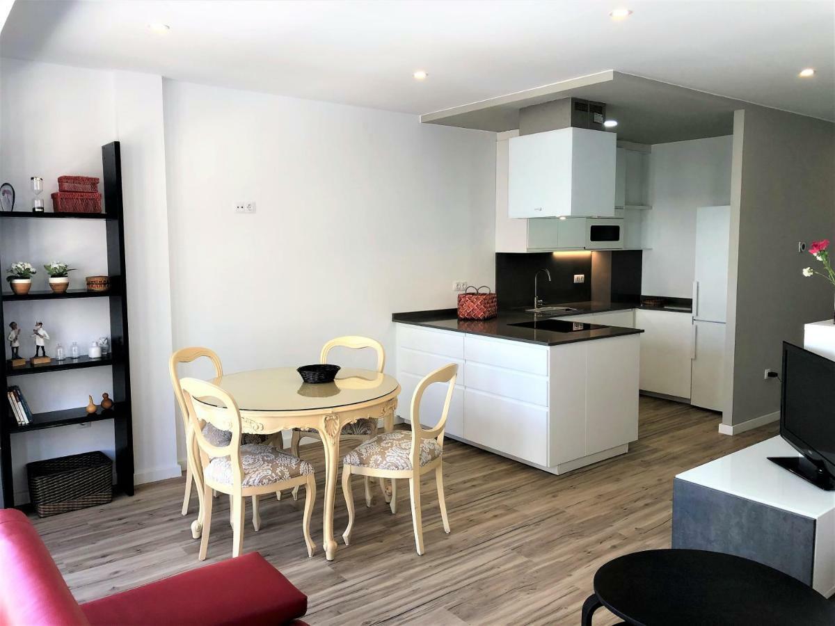 4 Apartamentos De Autor Луго Екстериор снимка